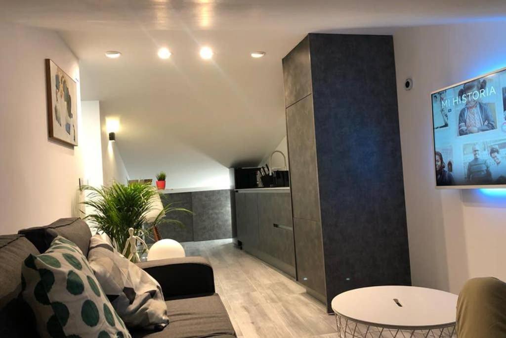 Buhardilla Comillas Beach En Primera Linea De Playa, Wifi, Netflix Екстер'єр фото